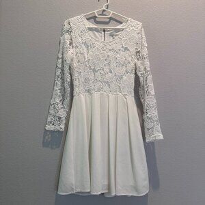 Charlotte Russe White Lace Dress (M)
